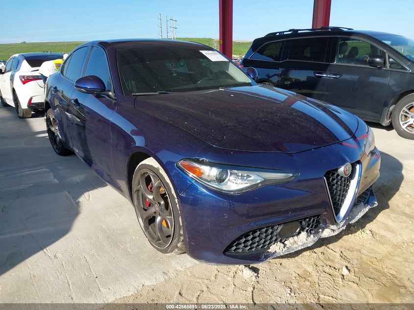 ALFA ROMEO GIULIA TI SPORT AWD