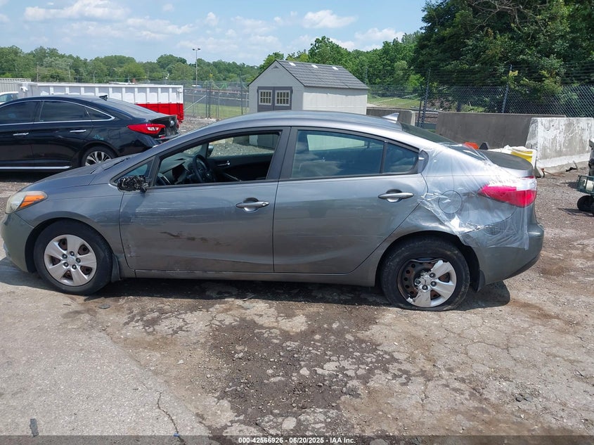 2016 KIA FORTE LX - KNAFX4A62G5527158