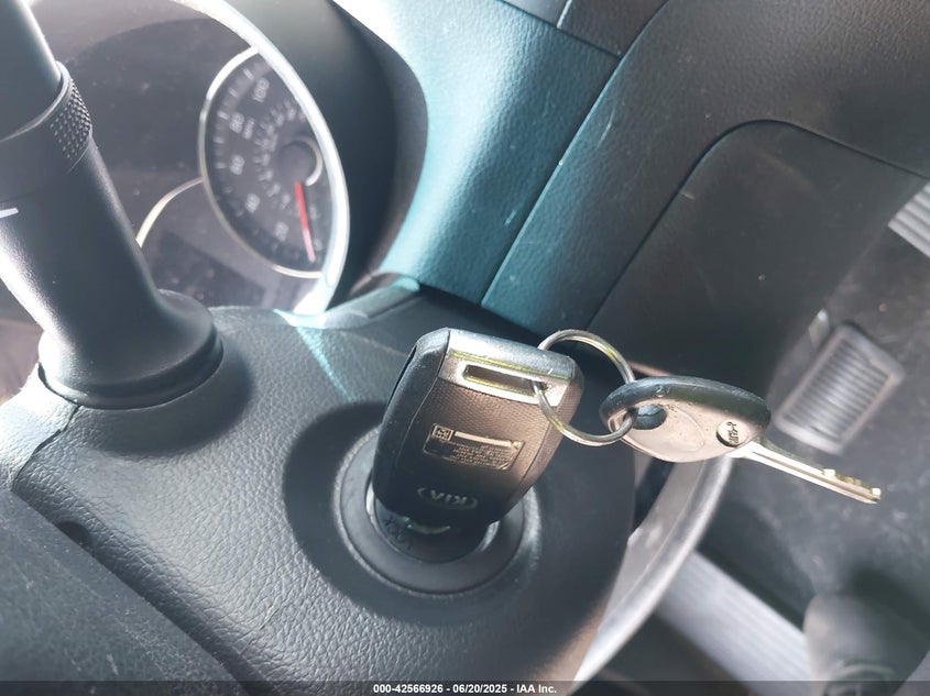 2016 KIA FORTE LX - KNAFX4A62G5527158