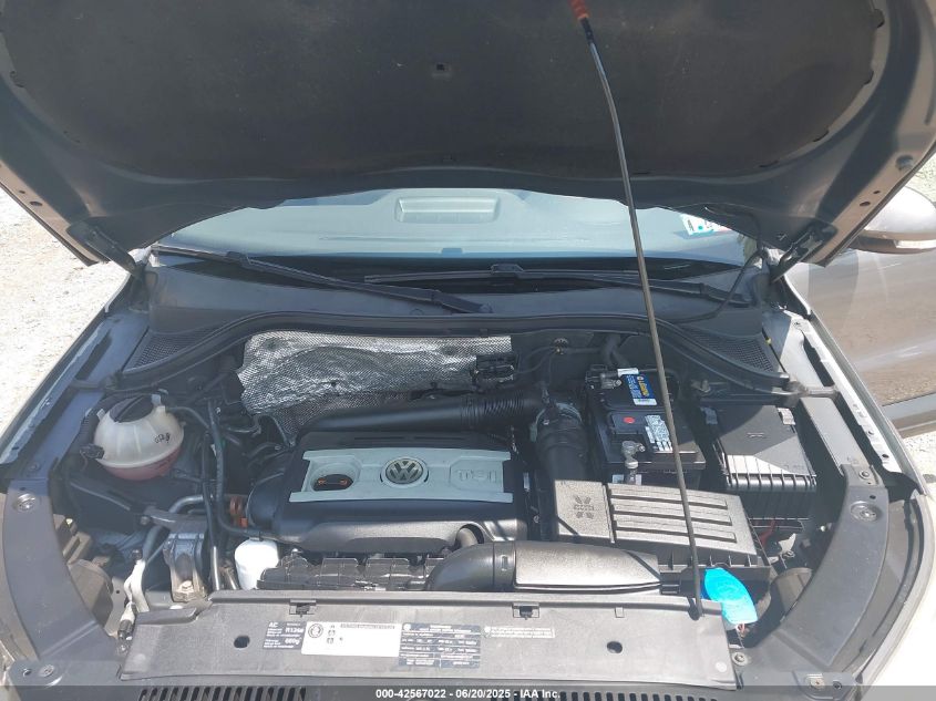 2011 Volkswagen Tiguan S VIN: WVGBV7AX2BW526723 Lot: 42567022