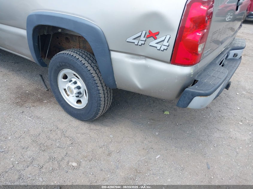 2003 Chevrolet Silverado 2500Hd Work Truck VIN: 1GCHK24U63E356675 Lot: 42567044