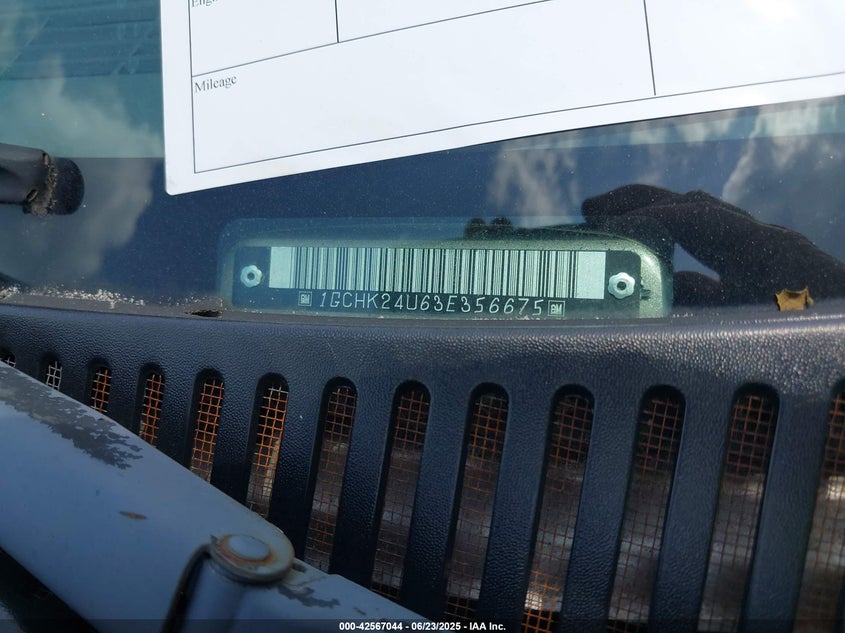 2003 Chevrolet Silverado 2500Hd Work Truck VIN: 1GCHK24U63E356675 Lot: 42567044