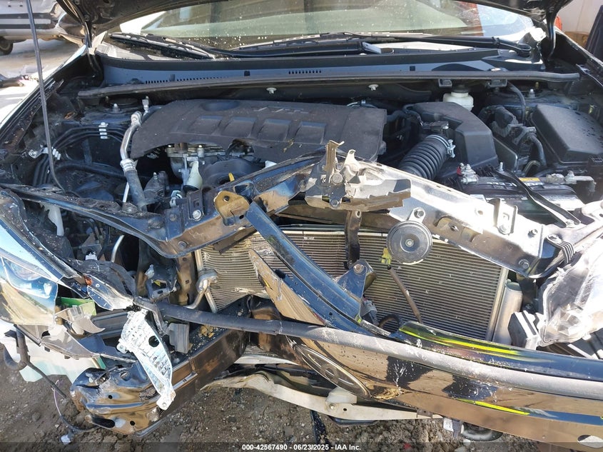 2018 TOYOTA COROLLA VIN: 5YFBURHE0JP819793