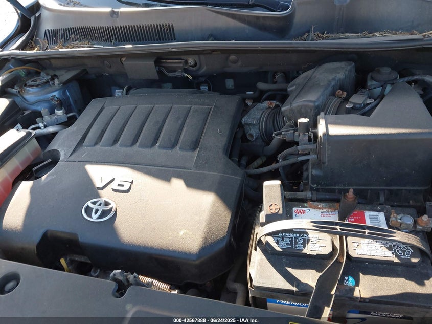 2009 Toyota Rav4 Limited V6 VIN: JTMBK31V79D001800 Lot: 42567888