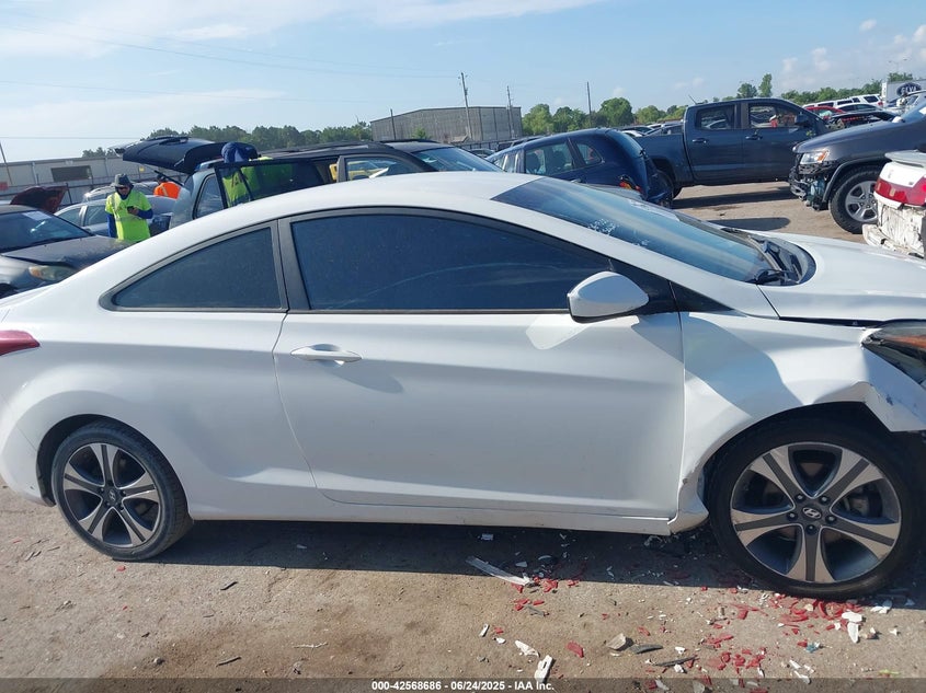 2014 HYUNDAI ELANTRA - KMHDH6AH9EU024200