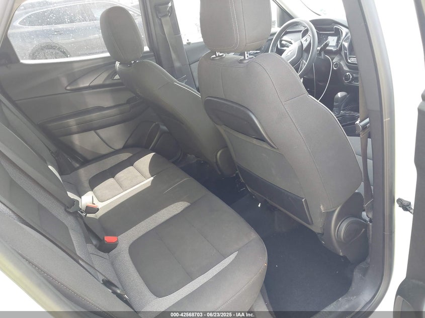 VIN KL79MRSL4PB068319 2023 CHEVROLET TRAILBLAZER AWD LT