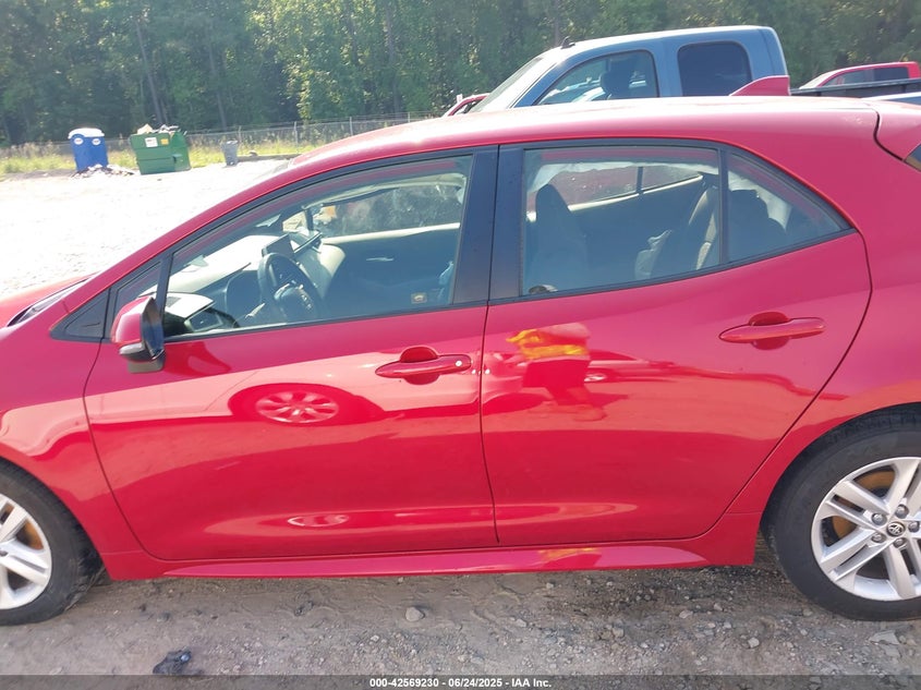 2021 TOYOTA COROLLA SE - JTND4MBE1M3119519