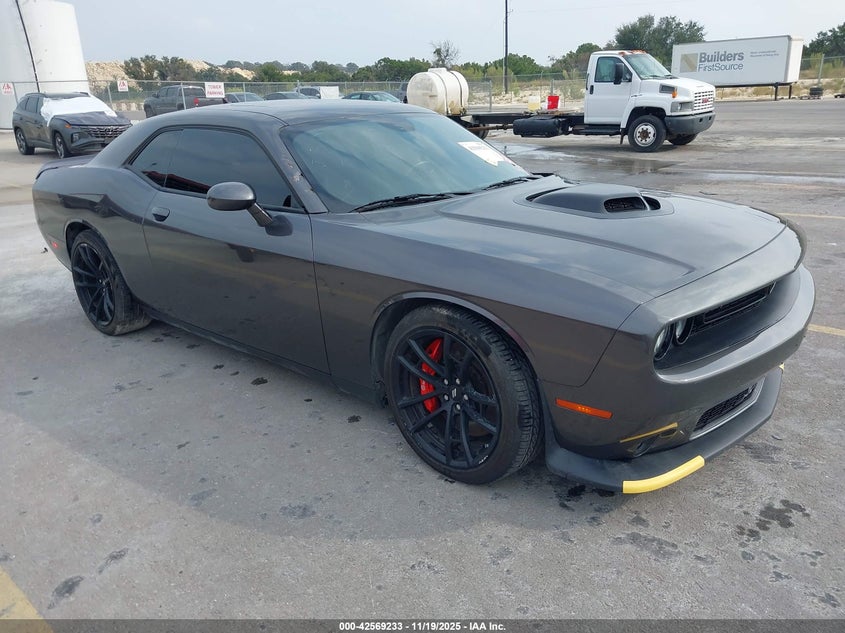 DODGE CHALLENGER R/T SCAT PACK