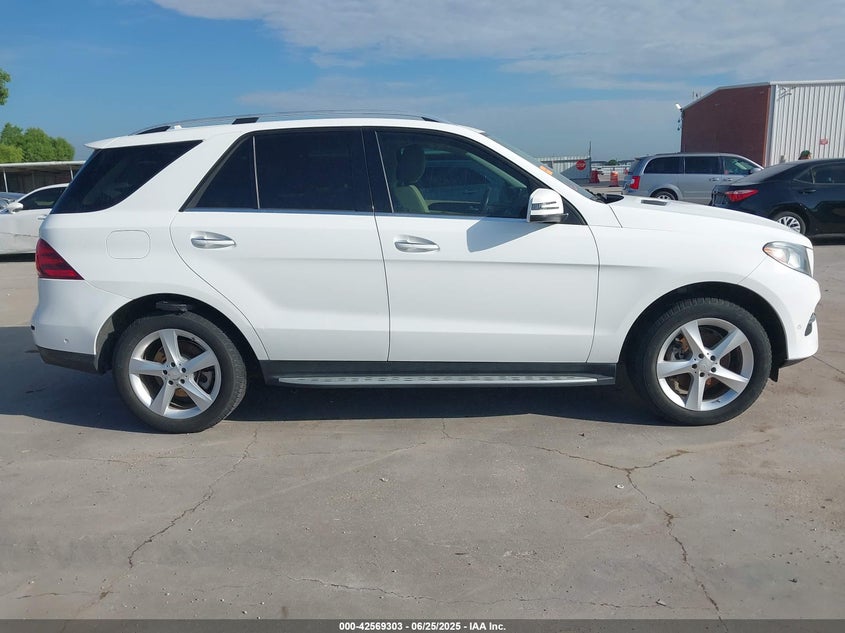 2017 MERCEDES-BENZ GLE 350 - 4JGDA5JB8HA820601