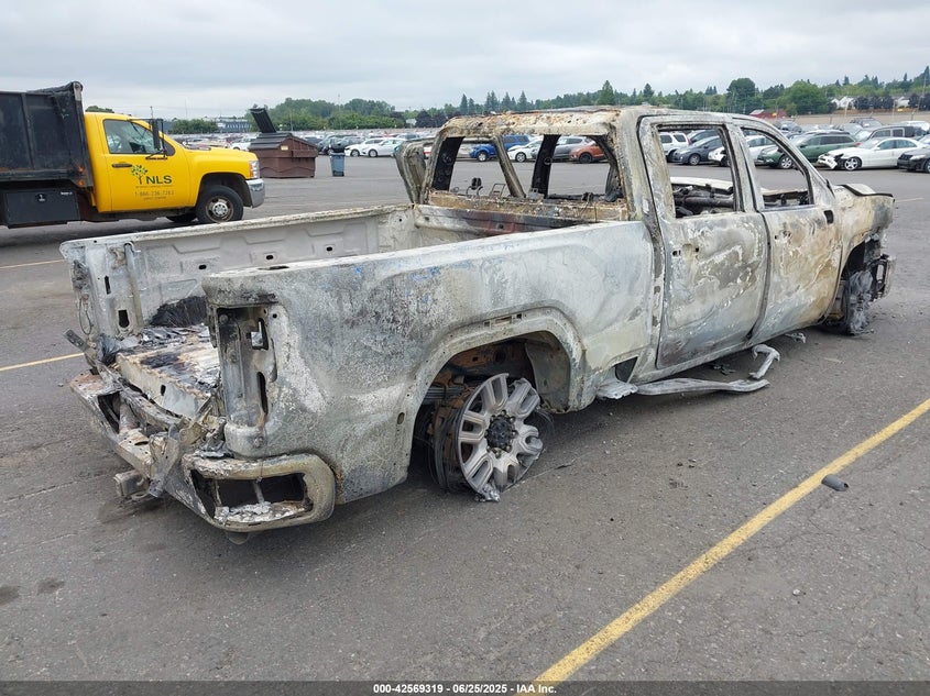 1GT49PEY9NF366364 2022 GMC SIERRA photo no. 4