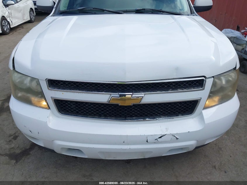 2007 CHEVROLET SUBURBAN 1500 VIN: 1GNFC16J07J232777