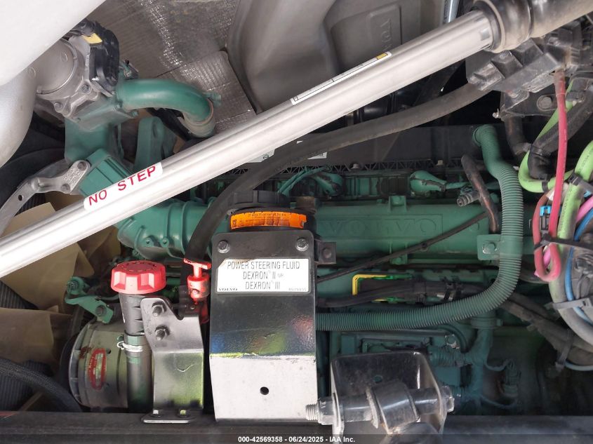 2018 Volvo Vnl VIN: 4V4NC9EH2JN886203 Lot: 42569358