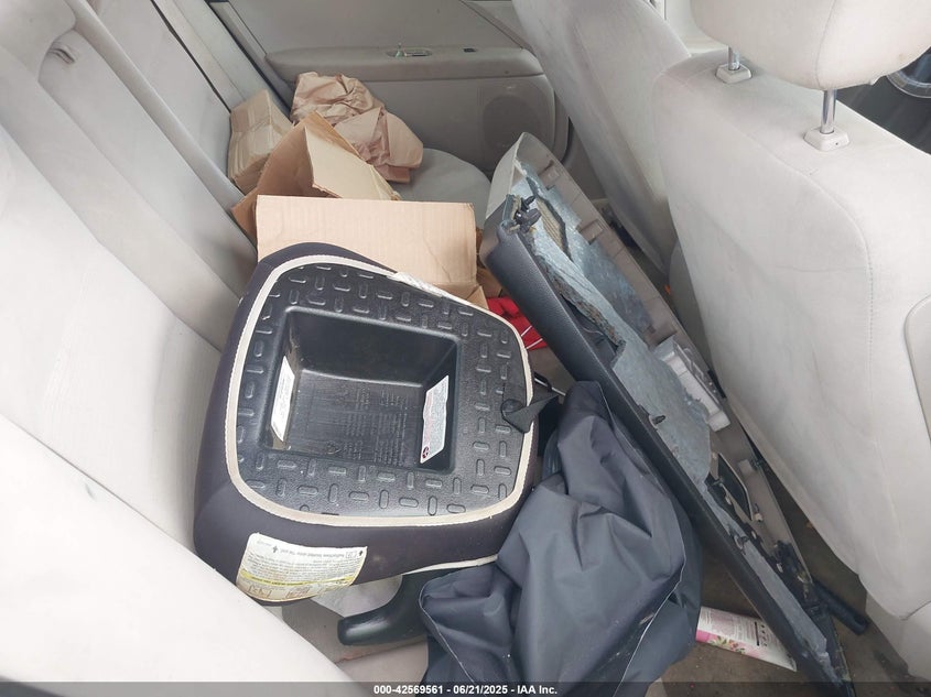 2008 FORD FUSION VIN: 3FAHP06Z78R138589