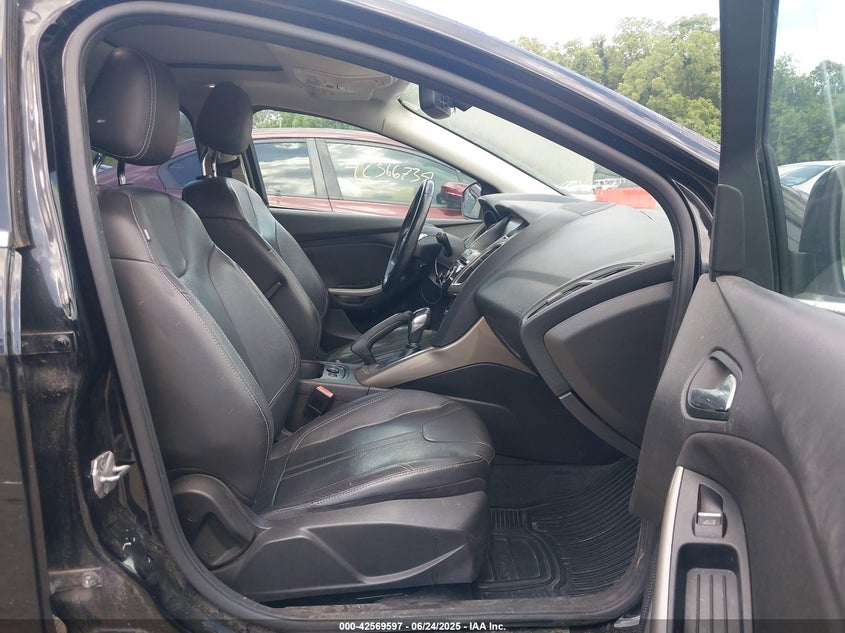 2012 FORD FOCUS VIN: 1FAHP3M20CL210313