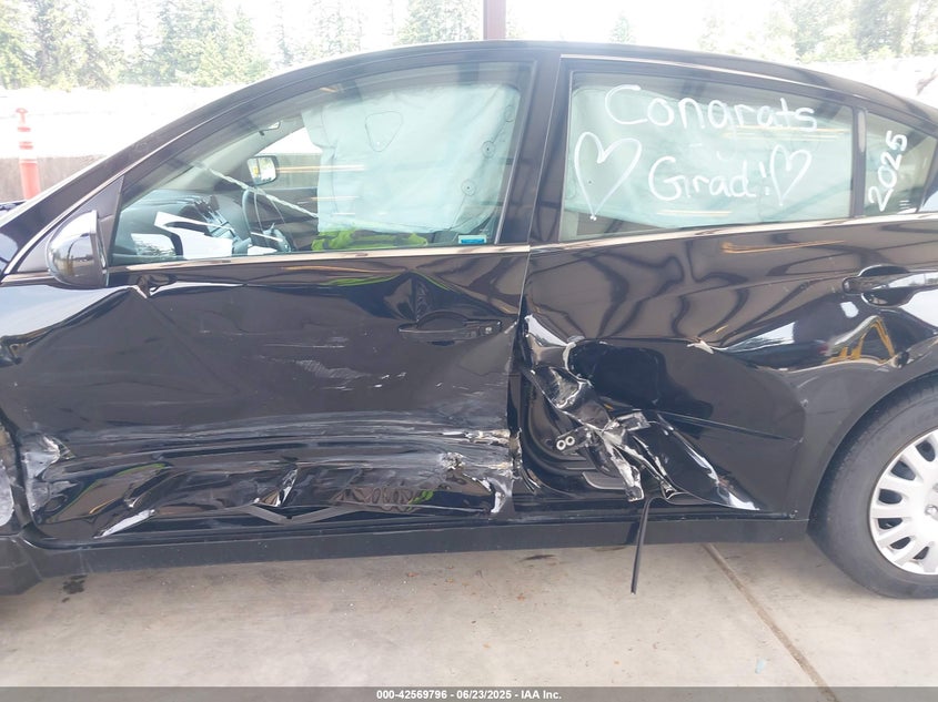 2008 HYUNDAI ACCENT VIN: KMHCN46C48U244080