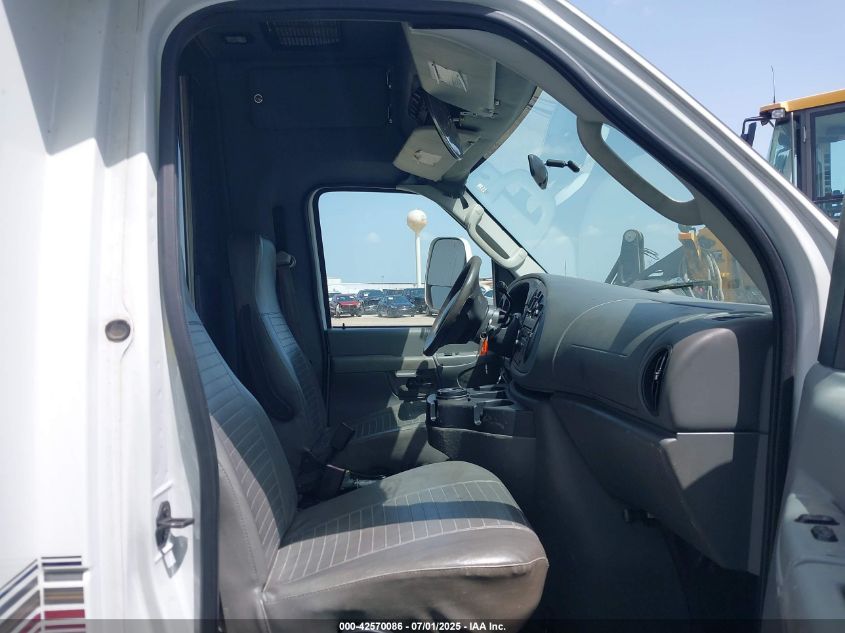 2008 Ford E-450 Cutaway VIN: 1FDXE45S78DA08534 Lot: 42570086