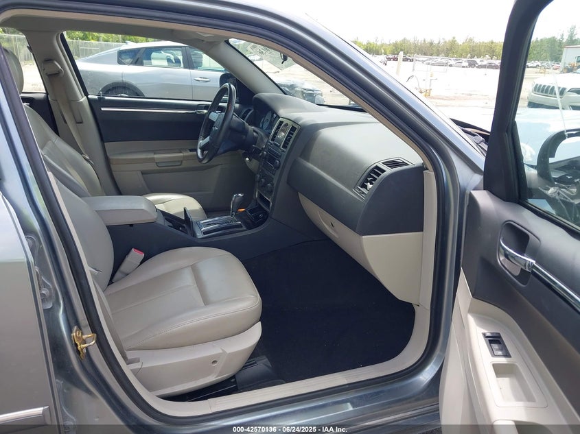 2006 CHRYSLER 300 VIN: 2C3KA53G56H529612