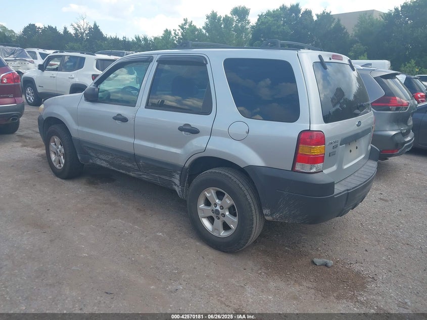 1FMYU03196KD47363 2006 FORD ESCAPE photo no. 3