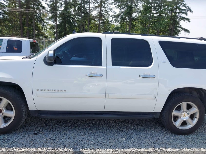 2008 CHEVROLET SUBURBAN 1500 VIN: 3GNFC16J58G187869
