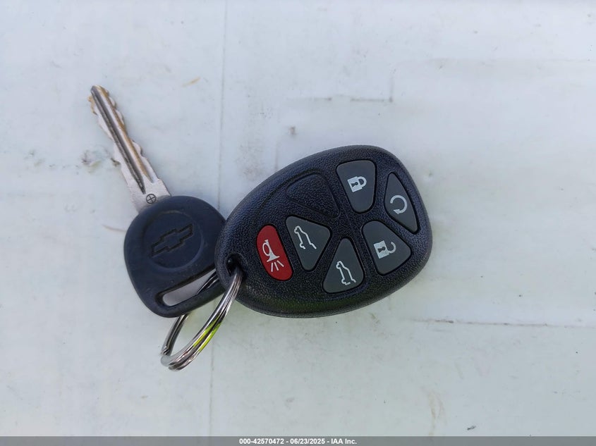 2008 CHEVROLET SUBURBAN 1500 VIN: 3GNFC16J58G187869
