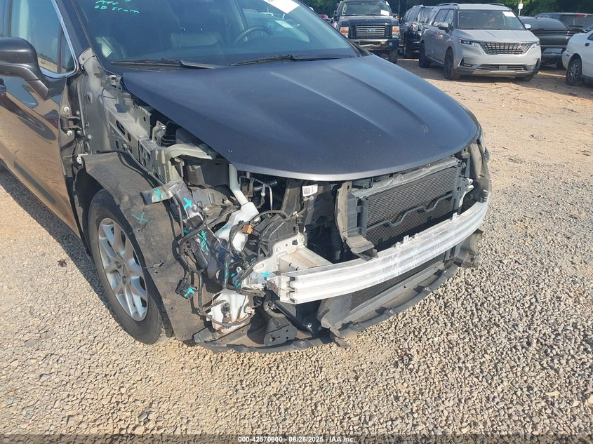 2C4RC1BG4NR122162 2022 Chrysler Pacifica 3.6 Touring L Grey