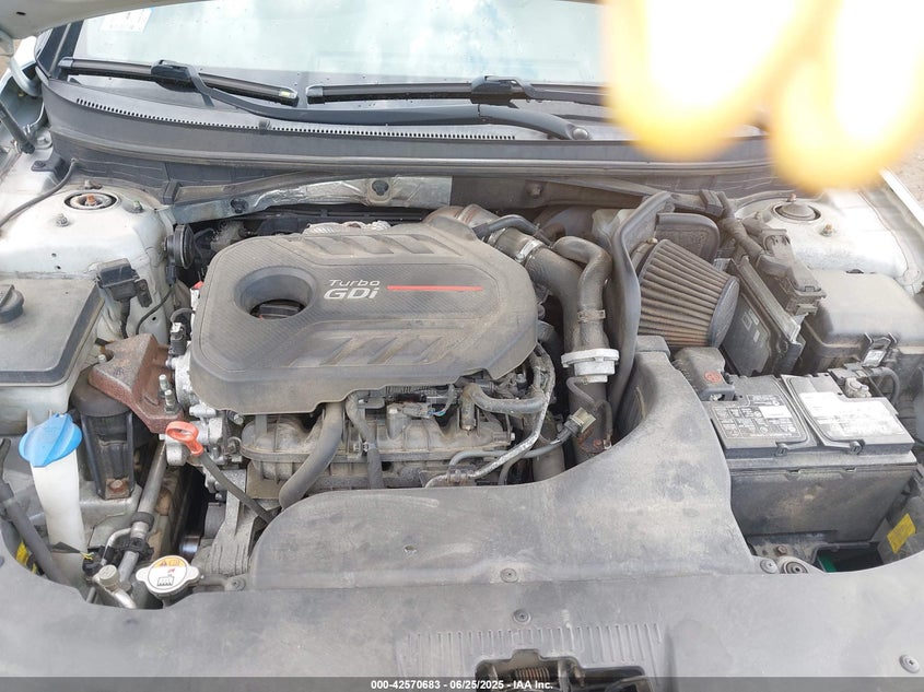 2015 HYUNDAI SONATA VIN: 5NPE34AB6FH113855