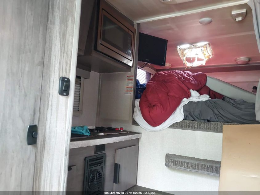 2022 Lance Camper VIN: 178682 Lot: 42570788