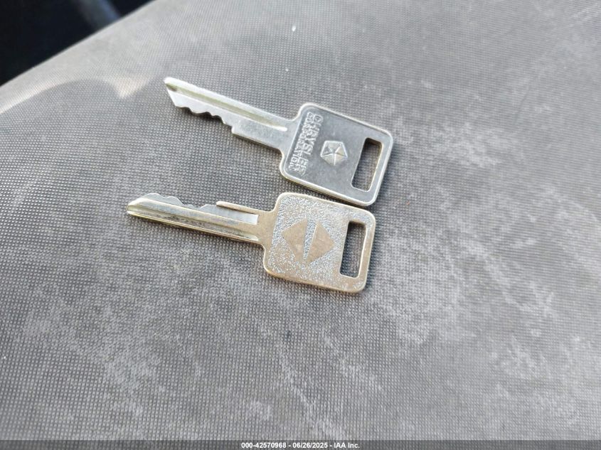 1999 International 4000 4900 VIN: 1HTSDAAM9XH605590 Lot: 42570968