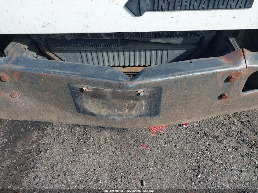 1999 International 4000 4900 VIN: 1HTSDAAM9XH605590 Lot: 42570968