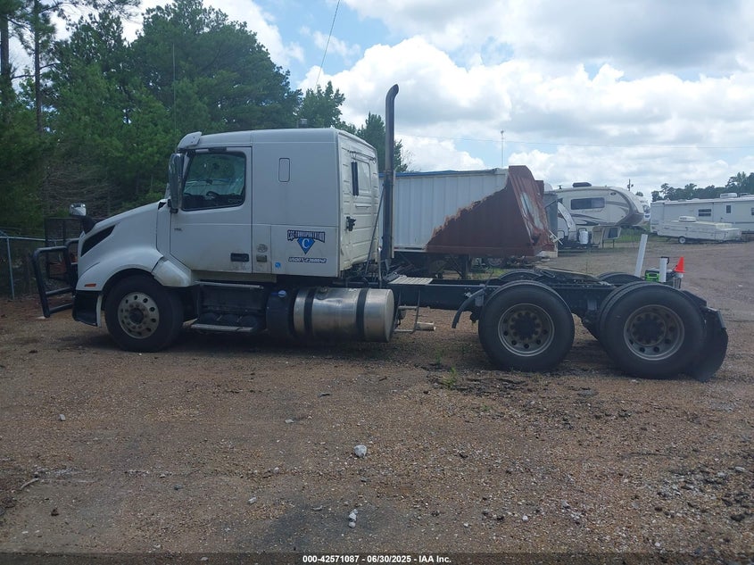 2019 Volvo Vnl VIN: 4V4NC9EGXKN202345 Lot: 42571087