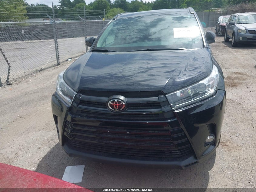 2017 TOYOTA HIGHLANDER SE - 5TDJZRFH6HS365125