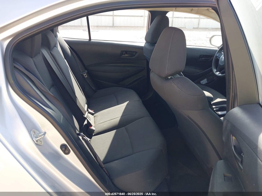 VIN 5YFEPMAE8NP379376 2022 TOYOTA COROLLA LE