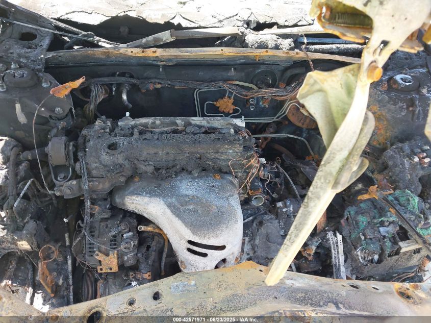 2005 Toyota Camry Le VIN: 4T1BE32K25U408215 Lot: 42571971