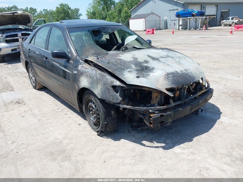 2005 Toyota Camry Le
