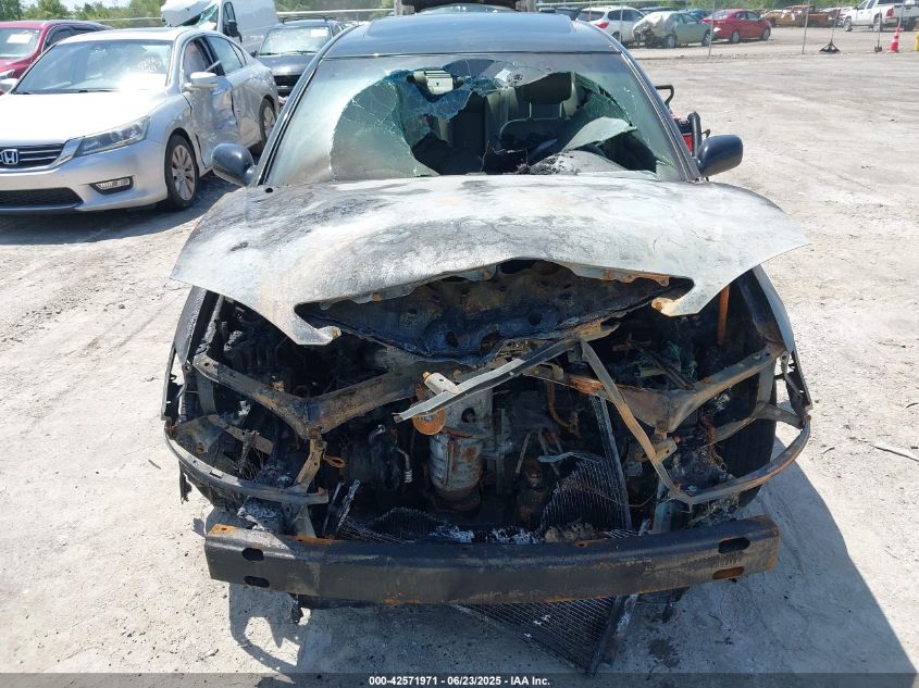 2005 Toyota Camry Le VIN: 4T1BE32K25U408215 Lot: 42571971