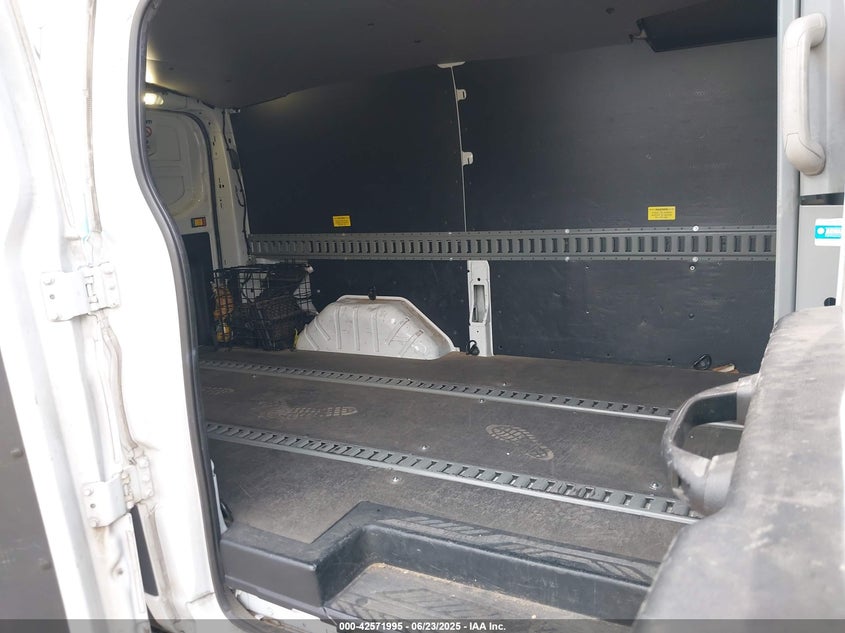 2016 FORD TRANSIT-150 1FTYE1ZM0GKB19648