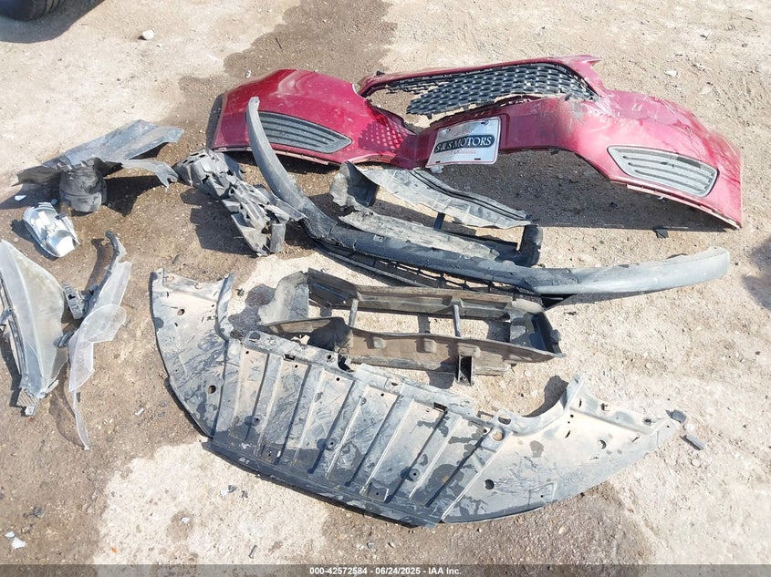 2017 FORD FOCUS SE - 1FADP3K28HL229961