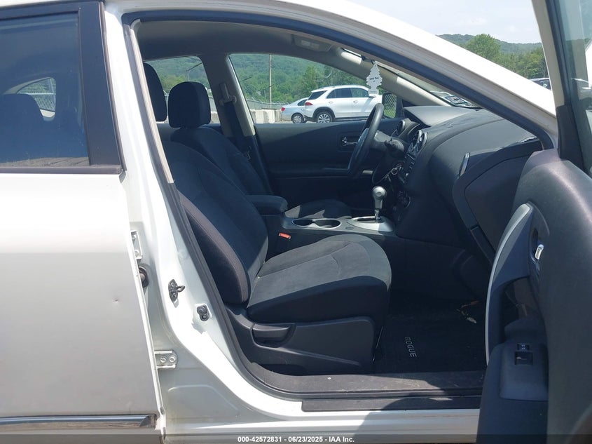 2015 NISSAN ROGUE SELECT VIN: JN8AS5MV1FW753421