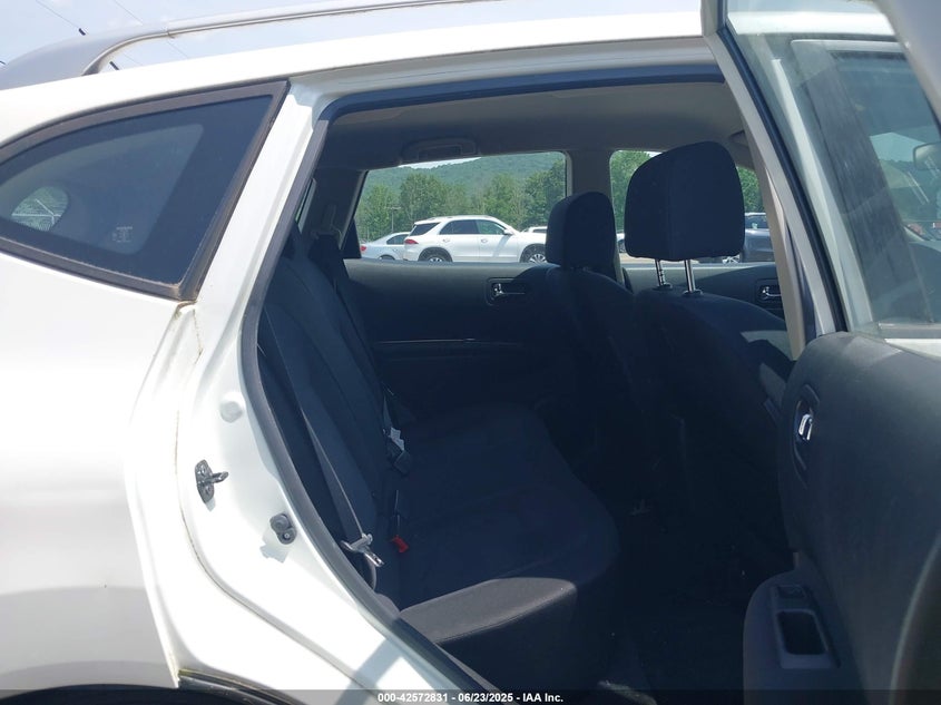 2015 NISSAN ROGUE SELECT VIN: JN8AS5MV1FW753421