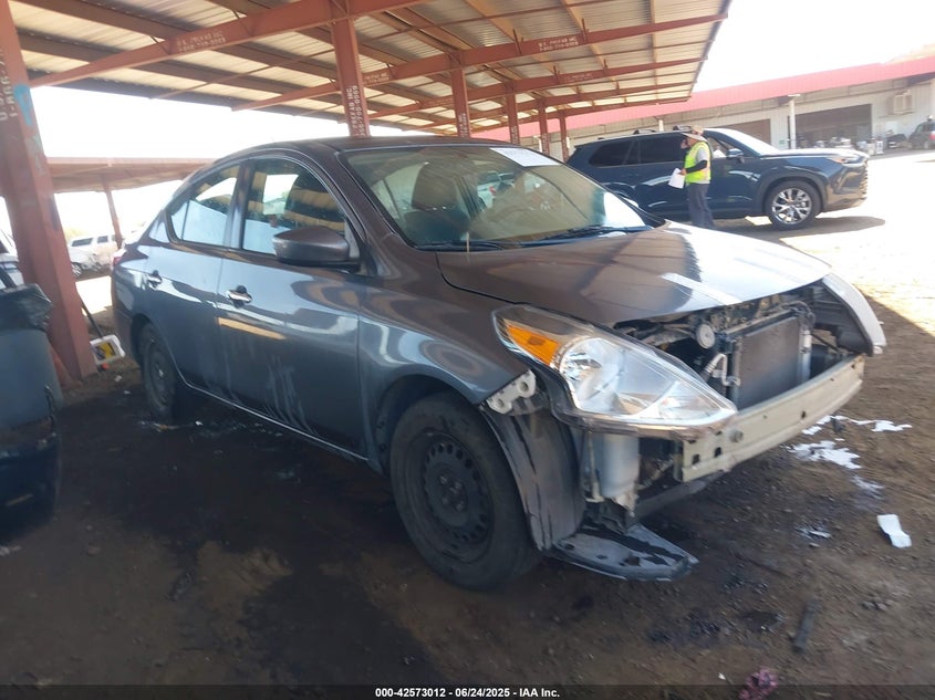 3N1CN7AP3JL834046 2018 Nissan Versa 1.6 Sv auction photo 1