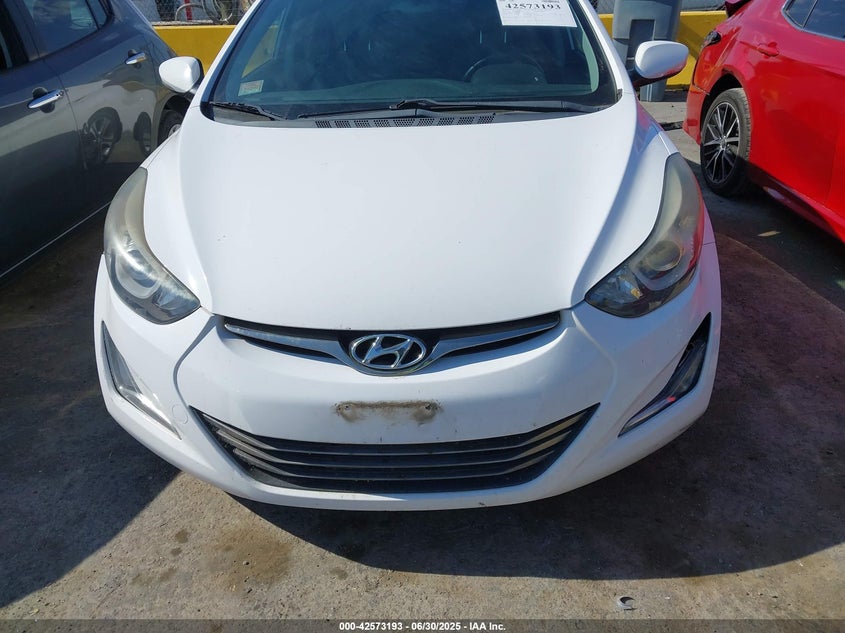 2015 HYUNDAI ELANTRA VIN: KMHDH4AH7FU372681