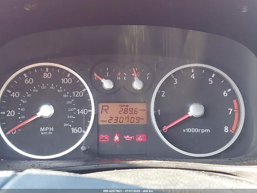 2004 Hyundai Tiburon VIN: KMHHM65D84U136361 Lot: 42573621