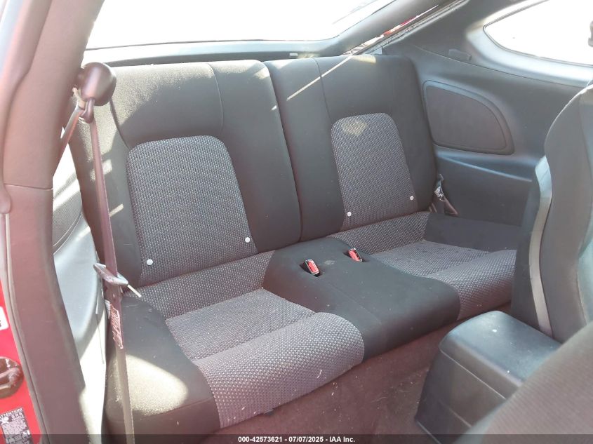 2004 Hyundai Tiburon VIN: KMHHM65D84U136361 Lot: 42573621