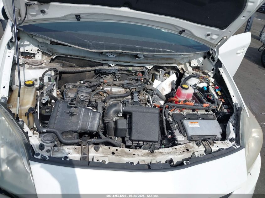 2011 Toyota Prius Two VIN: JTDKN3DU7B1375874 Lot: 42574203