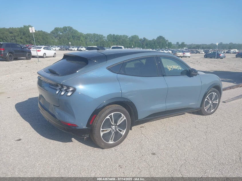 Vin: 3fmtk3s53pmb00646, lot: 43067363, ford mustang mach-e premium 20234