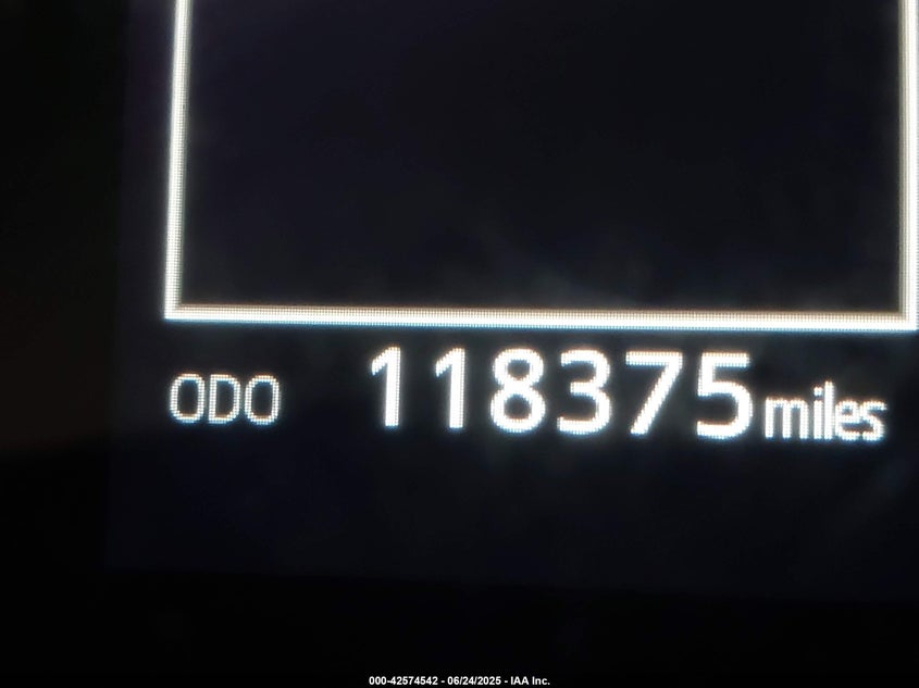 2018 TOYOTA CAMRY SE - 4T1B11HK3JU538294