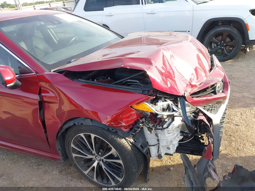 2018 TOYOTA CAMRY SE - 4T1B11HK3JU538294