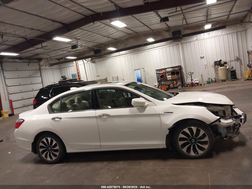 2014 Honda Accord Hybrid Ex-L VIN: 1HGCR6F53EA010341 Lot: 42575070