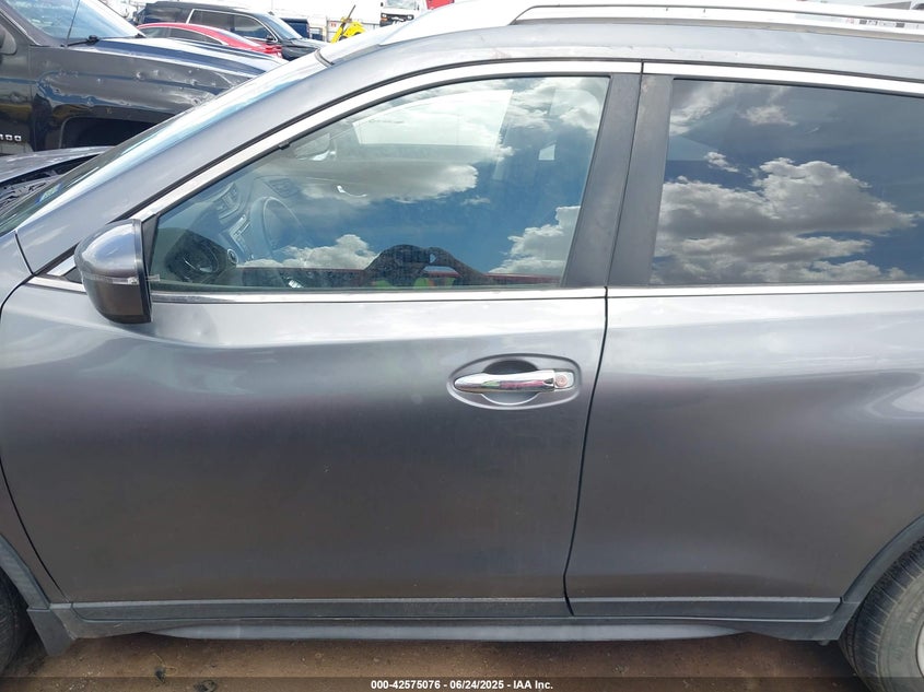 2019 NISSAN ROGUE SV - JN8AT2MT7KW256247