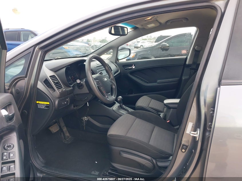 2016 KIA FORTE LX - KNAFK5A82G5643501